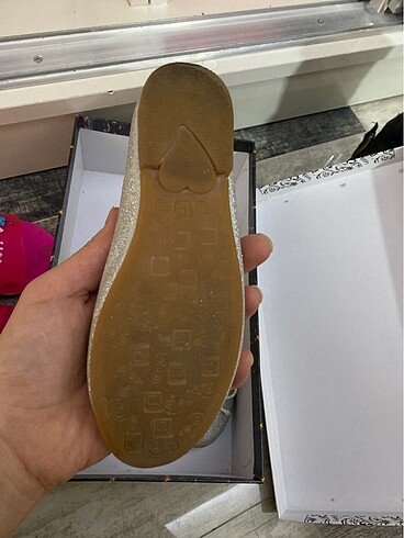 LC Waikiki 28 numara Lcw babet