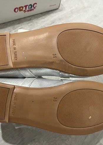 Kız Çocuk Beyaz Tokalı Bale Düz Ayakkabı - Görsel 3