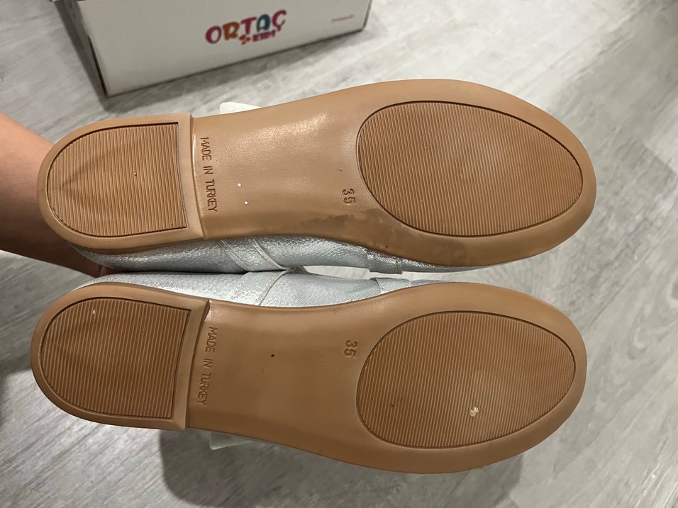 Kız Çocuk Beyaz Tokalı Bale Düz Ayakkabı - Görsel 3