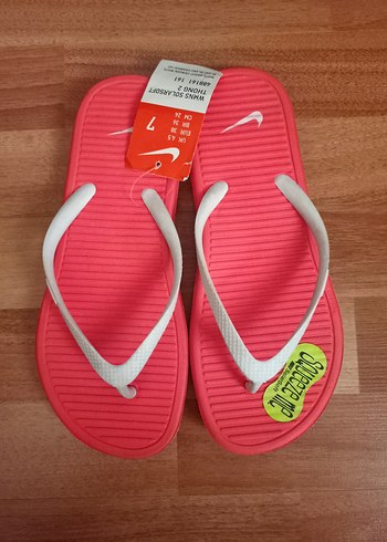 38 Beden Nike Parmak Arası Terlik