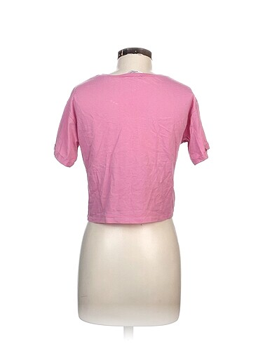 m Beden Koton T-shirt %70 İndirimli.