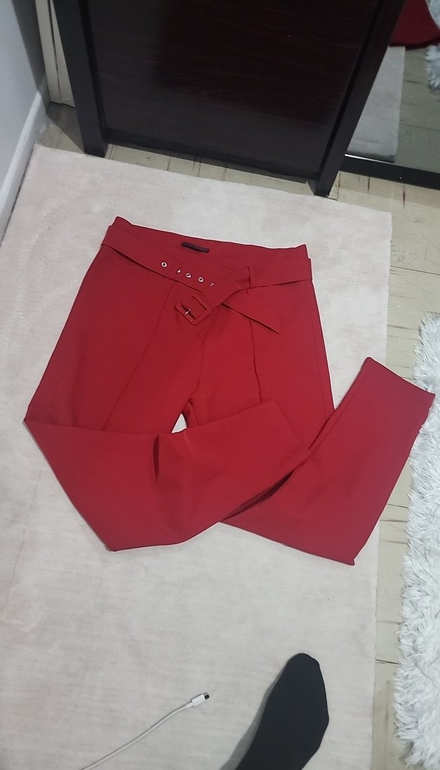 Kemerli Kırmızı Midi Kadın Kumaş Pantolon - Görsel 2