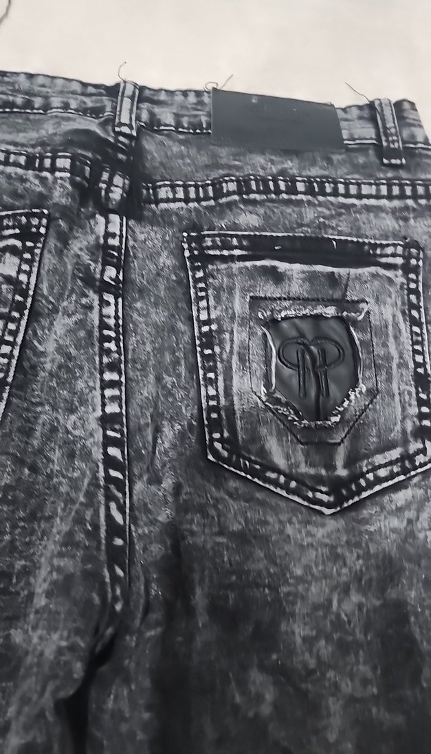 Düğmeli Gri Bağlama Desenli Kadın Jean - Görsel 4