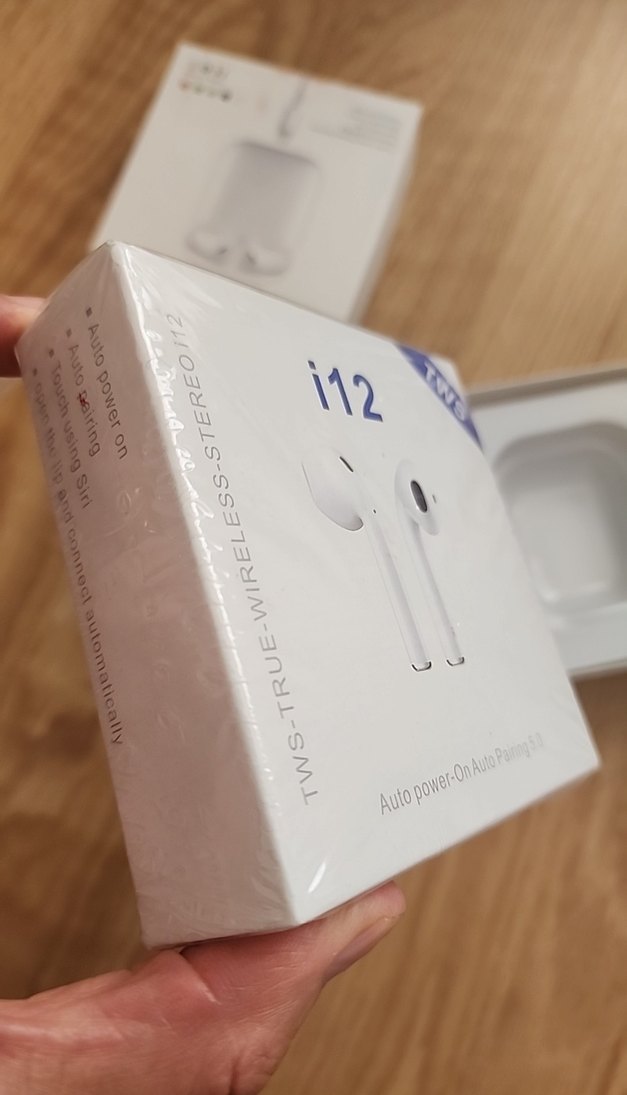 Beyaz i12 Kablosuz Bluetooth Kulaklık - Görsel 4