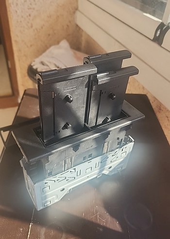 Siyah Araba Müzik Sistemi Ünitesi - Görsel 3