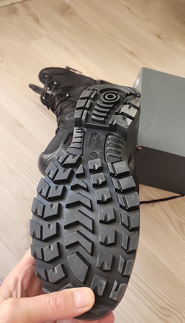 Siyah Bağcıklı Erkek Spor Bot - Görsel 4