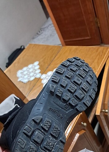 35 Beden siyah Renk Decathlon bot