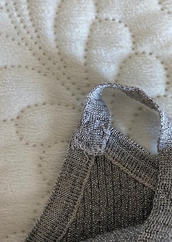 Gri V Yakalı Triko Midi Elbise simli gibi - Görsel 4