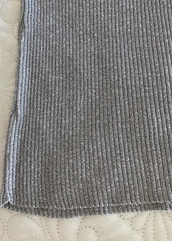 Gri V Yakalı Triko Midi Elbise simli gibi - Görsel 5