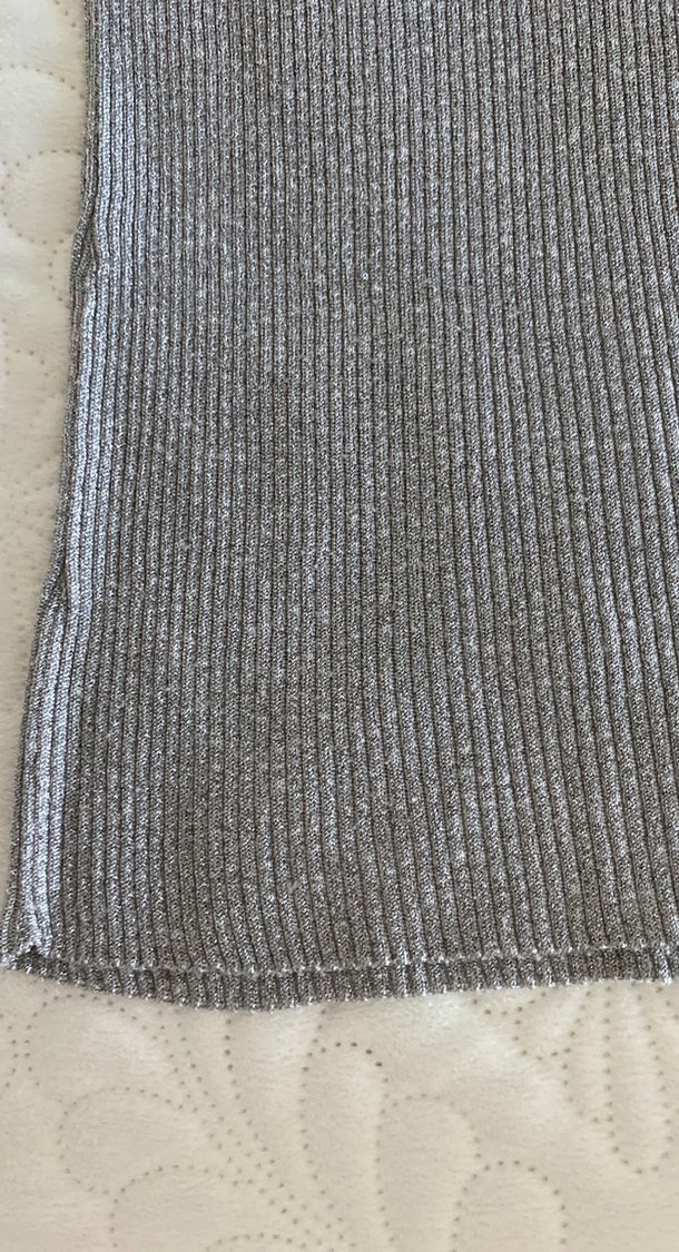 Gri V Yakalı Triko Midi Elbise simli gibi - Görsel 5