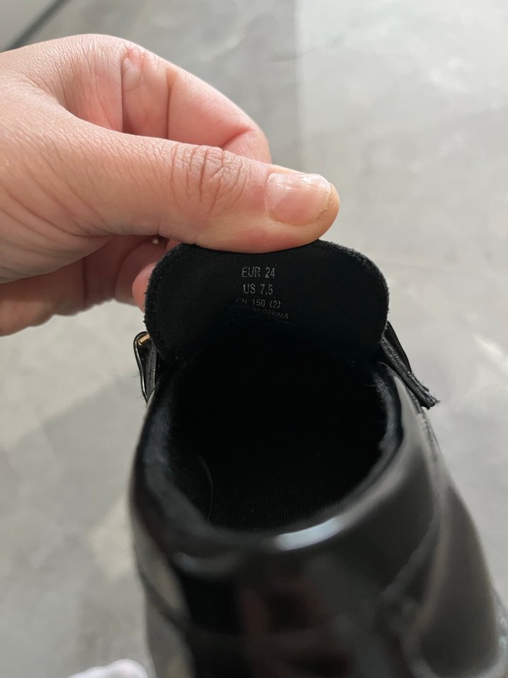 Zincir Detaylı Siyah çocuk loafer - Görsel 4