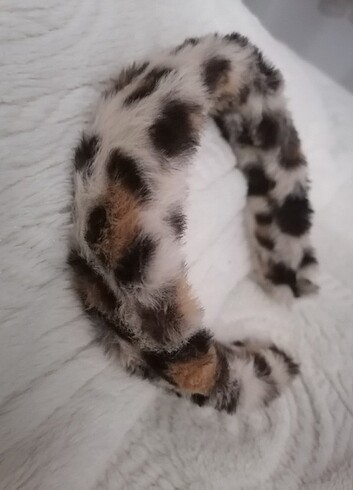Diğer Leopar desenli peluş taç