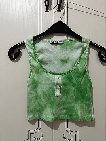 Zara crop