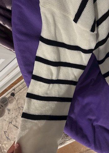 Düğmeli Beyaz Çizgili Kadın Kazak - Görsel 5