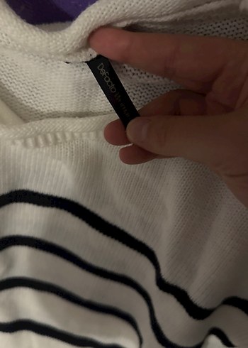 Düğmeli Beyaz Çizgili Kadın Kazak - Görsel 2