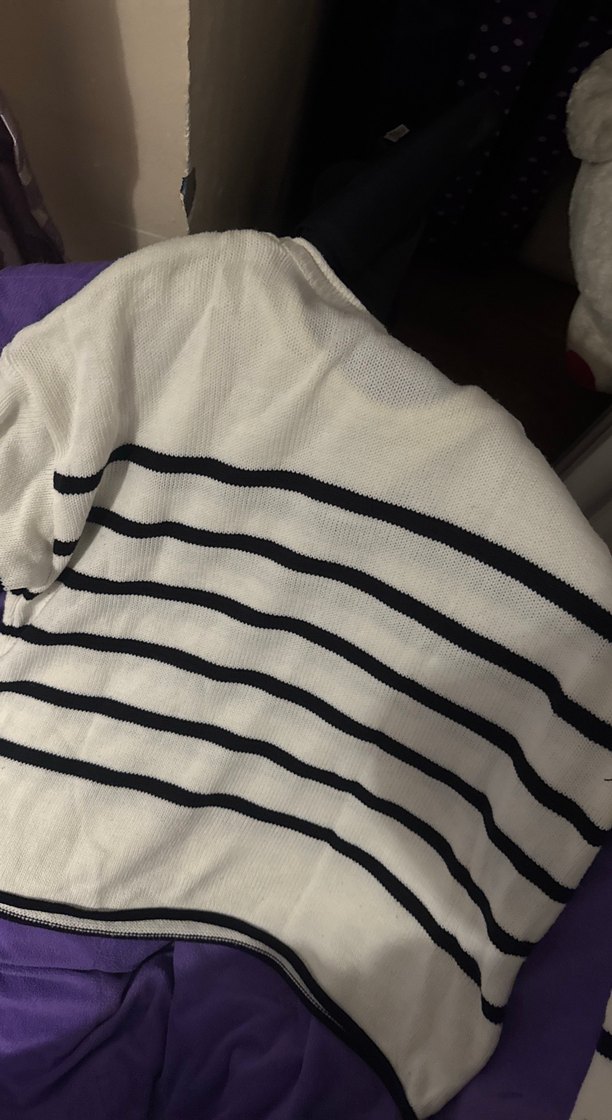 Düğmeli Beyaz Çizgili Kadın Kazak - Görsel 4