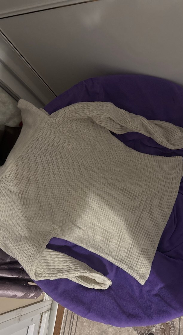 Gri V Yaka Örgü Kadın Kazak - Görsel 3