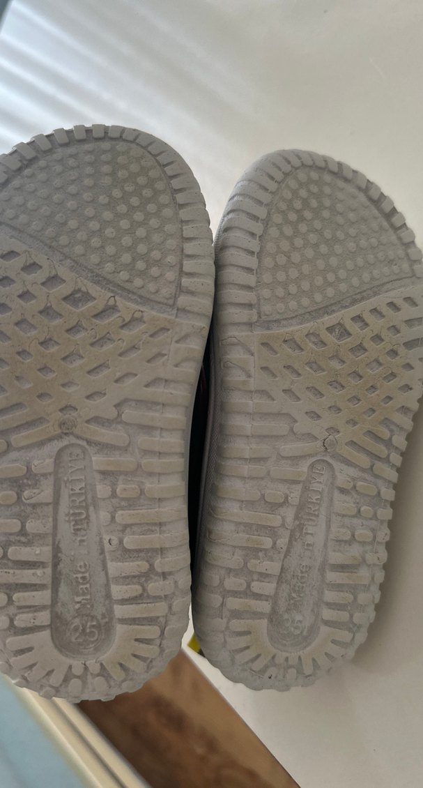 Kırmızı Baskılı Erkek Çocuk Ev Ayakkabısı - Görsel 5