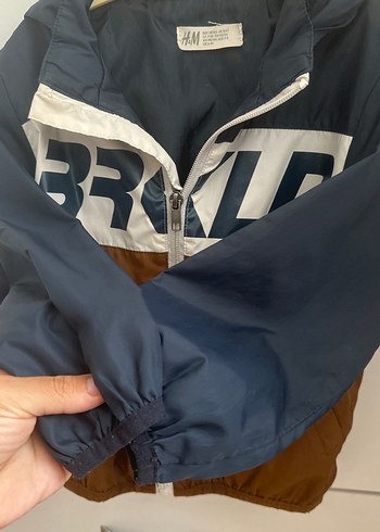 Kapüşonlu Fermuarlı Erkek Çocuk Yağmurluk - Görsel 3