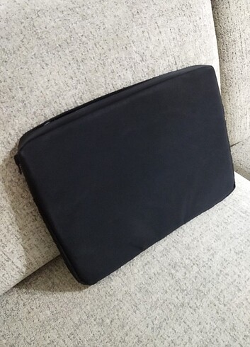Tablet Çantası 