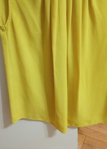 Sarı Piliseli yuvarlak Yakalı Kolsuz Bluz - Görsel 5