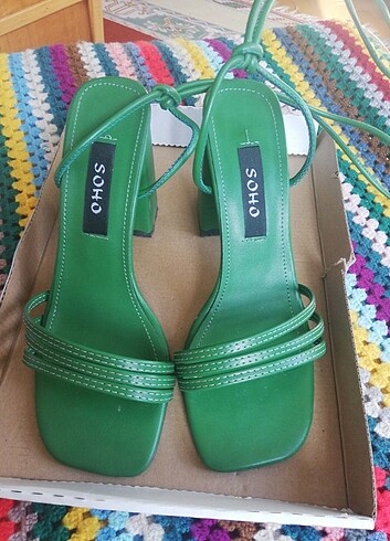 Soho yeşil topuklu sandalet 
