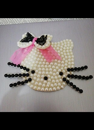 Hello kitty iğneli aksesuar 