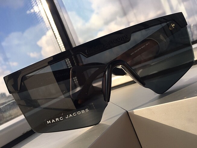 MARC JACOBS BAYAN GÜNEŞ GÖZLÜĞÜ ORJİNAL