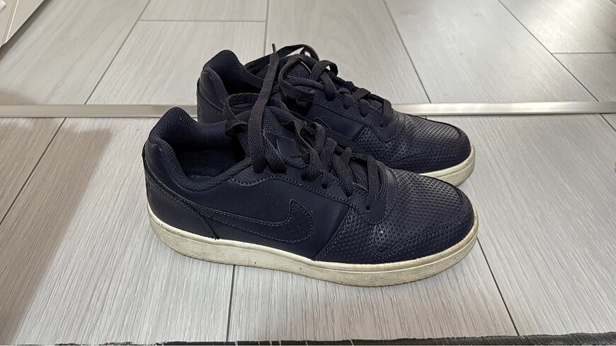 Nike spor ayakkabı