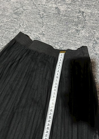 Siyah Piliseli Uzun etek - Görsel 4