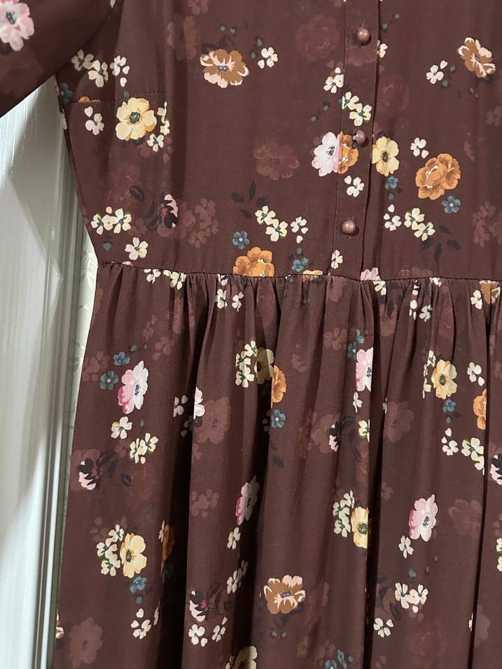 Düğmeli Çiçek Desenli Uzun Kahverengi Bohem Elbise - Görsel 3
