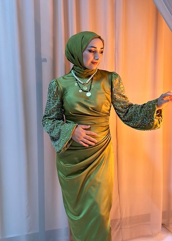 Yağ yeşili kolları taşlı abiye - Görsel 4