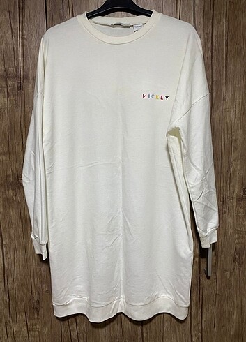 LC Waikiki Mickey sweatshirt