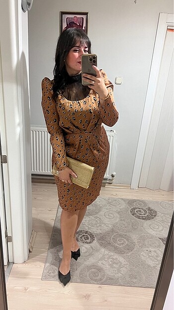 xl Beden Dantel detay leoparli saten kisa elbise