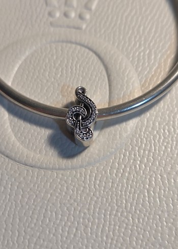  Beden gri Renk pandora sol anahtarı charm