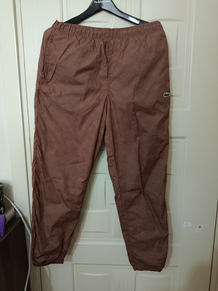 Lacoste Kahverengi Desenli Rahat Pantolon — görsel 4/4