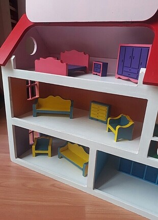 Beden Ahşap Bebek Evi