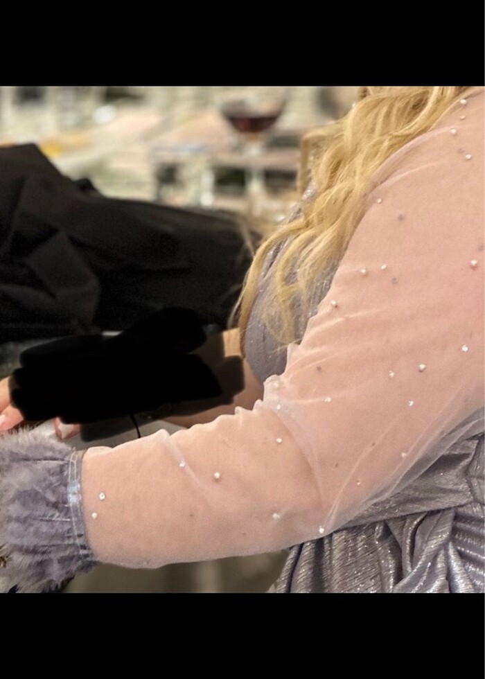 Sadece bi kez giyildi star bir abiye - Görsel 3