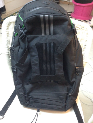 Adidas çanta