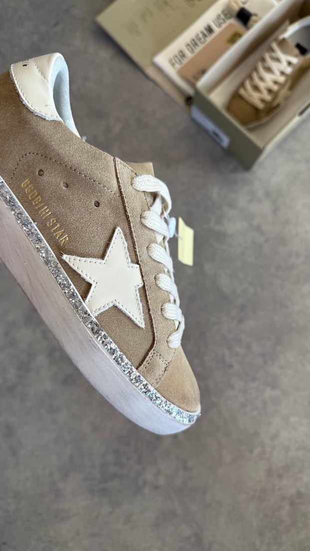 Golden Goose Deluxe - Görsel 3