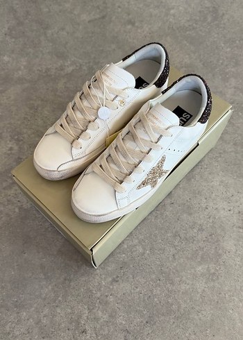 Golden Goose Deluxe - Görsel 4