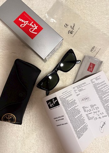 Ray-Ban lady Burbank güneş gözlüğü