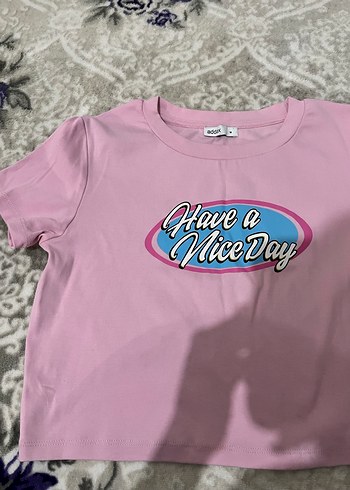 Pembe Baskılı Kısa Kollu Kadın Tişört - Görsel 2