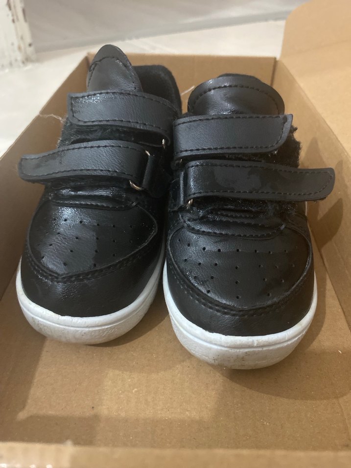 Tokalı Siyah Erkek Çocuk Spor Ayakkabı - Görsel 2