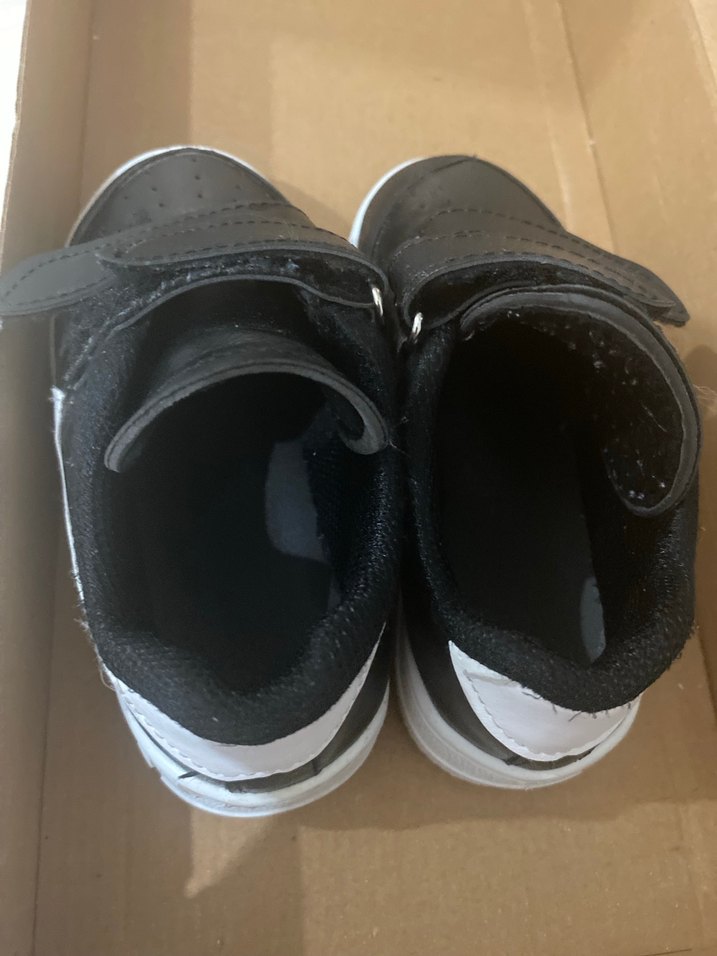 Tokalı Siyah Erkek Çocuk Spor Ayakkabı - Görsel 4