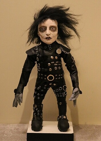 Edward scissorshand