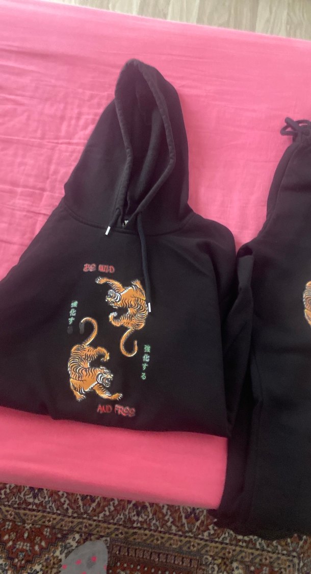 Nakışlı Siyah Kadın Eşofman takım - Görsel 2