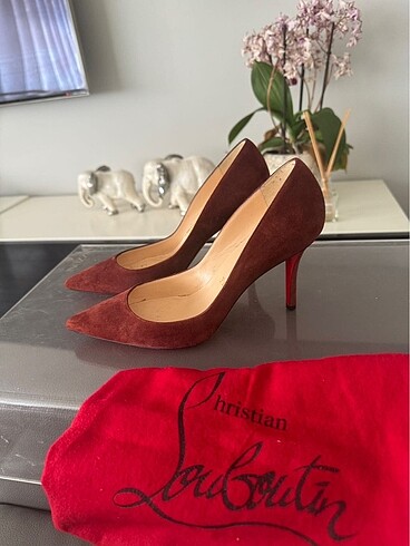 36 Beden bordo Renk Louboutin