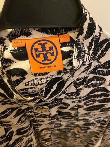 m Beden Tory burch