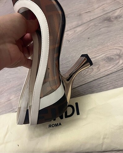 36 Beden çeşitli Renk Fendi
